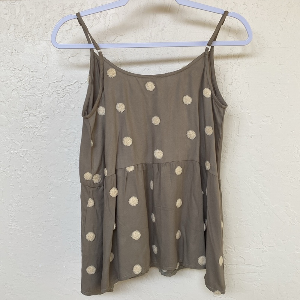 Daisies Polka Dot Pom2x Top - Picture 2 of 5